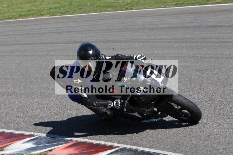 /Archiv-2022/07 16.04.2022 Speer Racing ADR/Instruktorengruppe/1